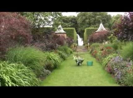 Embedded thumbnail for Hidcote Manor Gardens